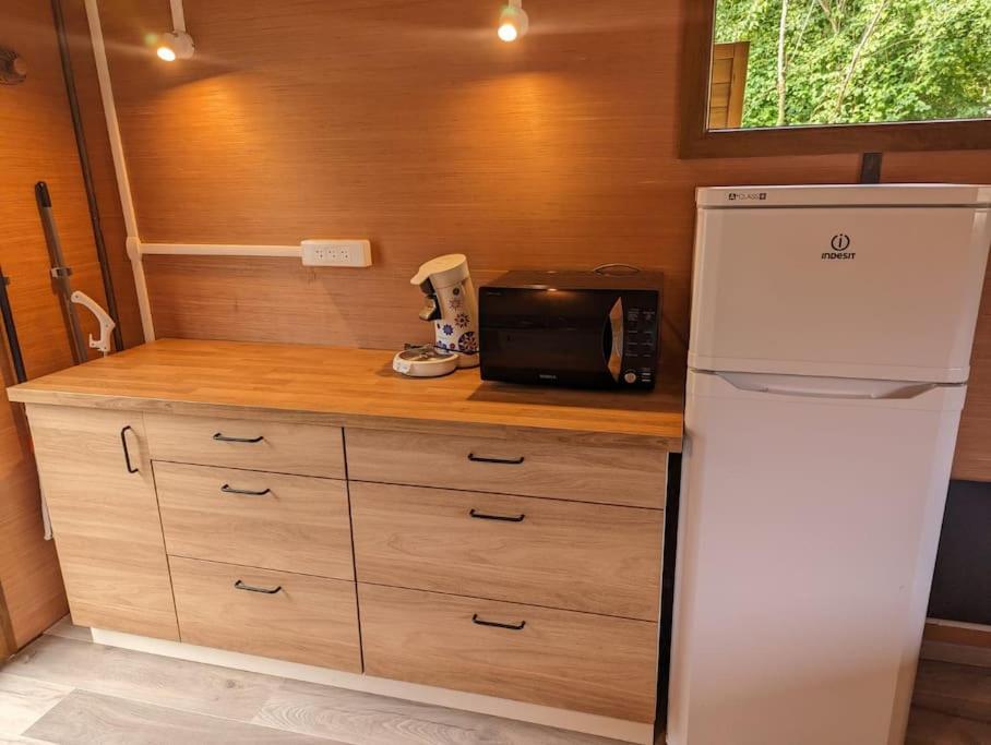 Gite Le Noisetier 3-6 Personnes Blesignac Exterior photo